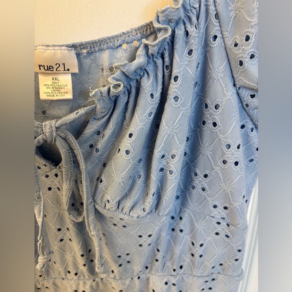 Women’s Rue21 Sky Blue Eyelet Tie Dress Size XXL - Picture 4 of 7